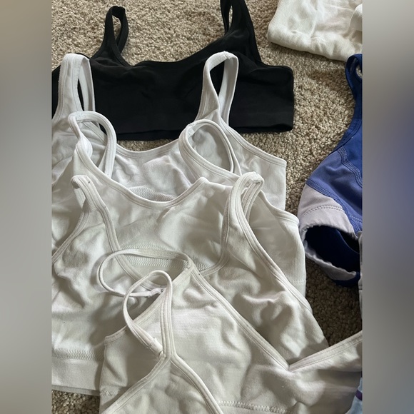 11 items girls bralette tanks - Picture 9 of 10